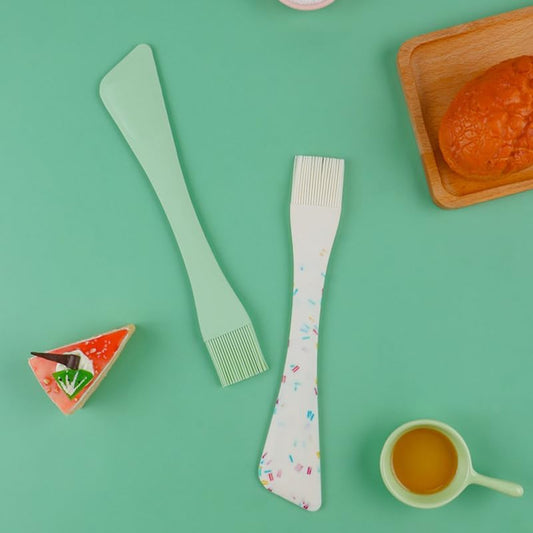 Hemoton Silicone Spatula with Brush 2-in-1 Baking Scraper for Spreading Jam Jelly Mayonnaise Mixing Batter Cooking and Dessert Making Easy to Clean Kitchen Utensil 10.35 in