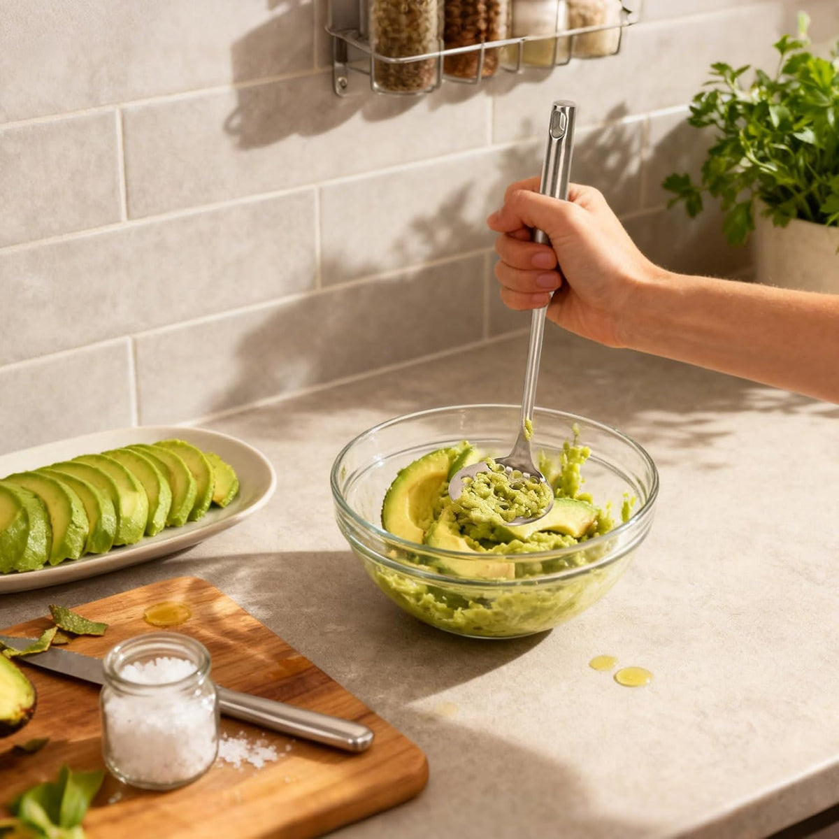 Avocado Slicer,Stainless Steel Avocado Slicer Tool and Avocado Smasher Tool,Quickly Slices Thinly and Masher,Suitable for Avocados,Potatoes,Dragon Fruit and Other Fruits Vegetables